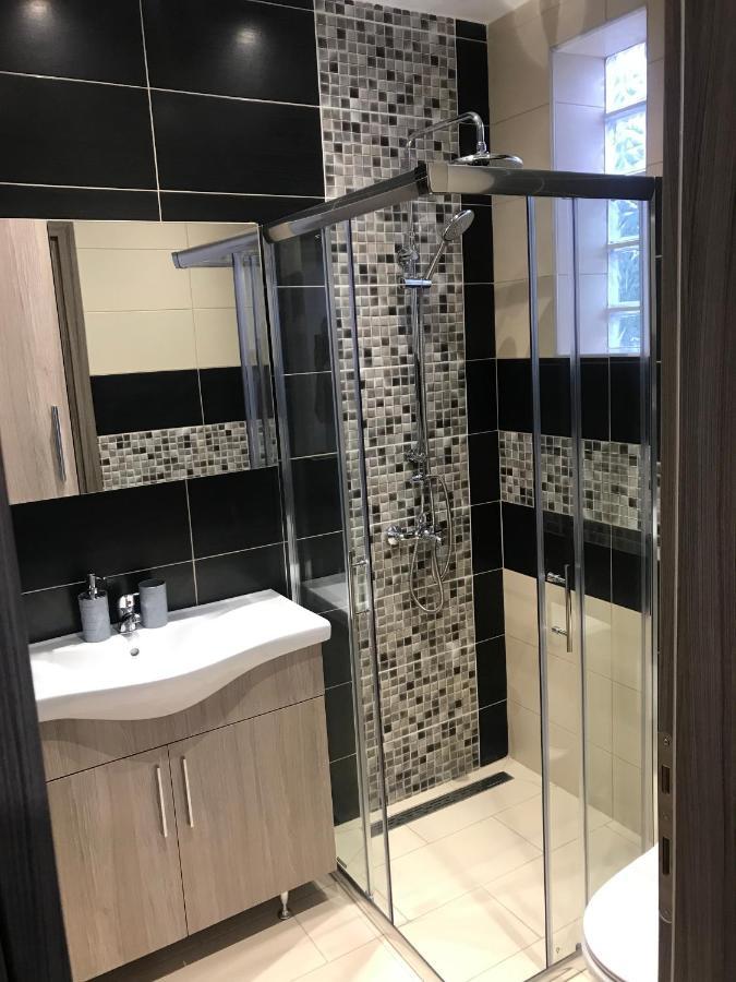 Bafas Apartments Платария Екстериор снимка