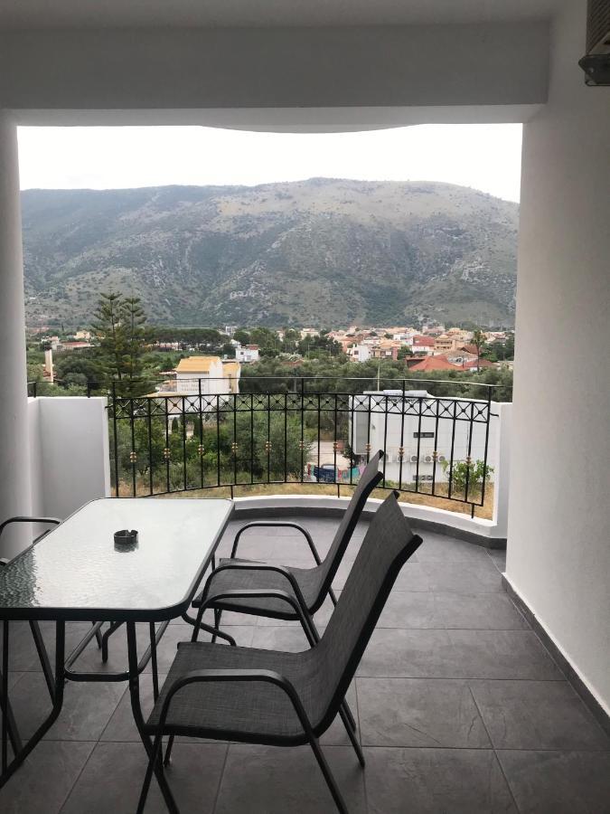 Bafas Apartments Платария Екстериор снимка