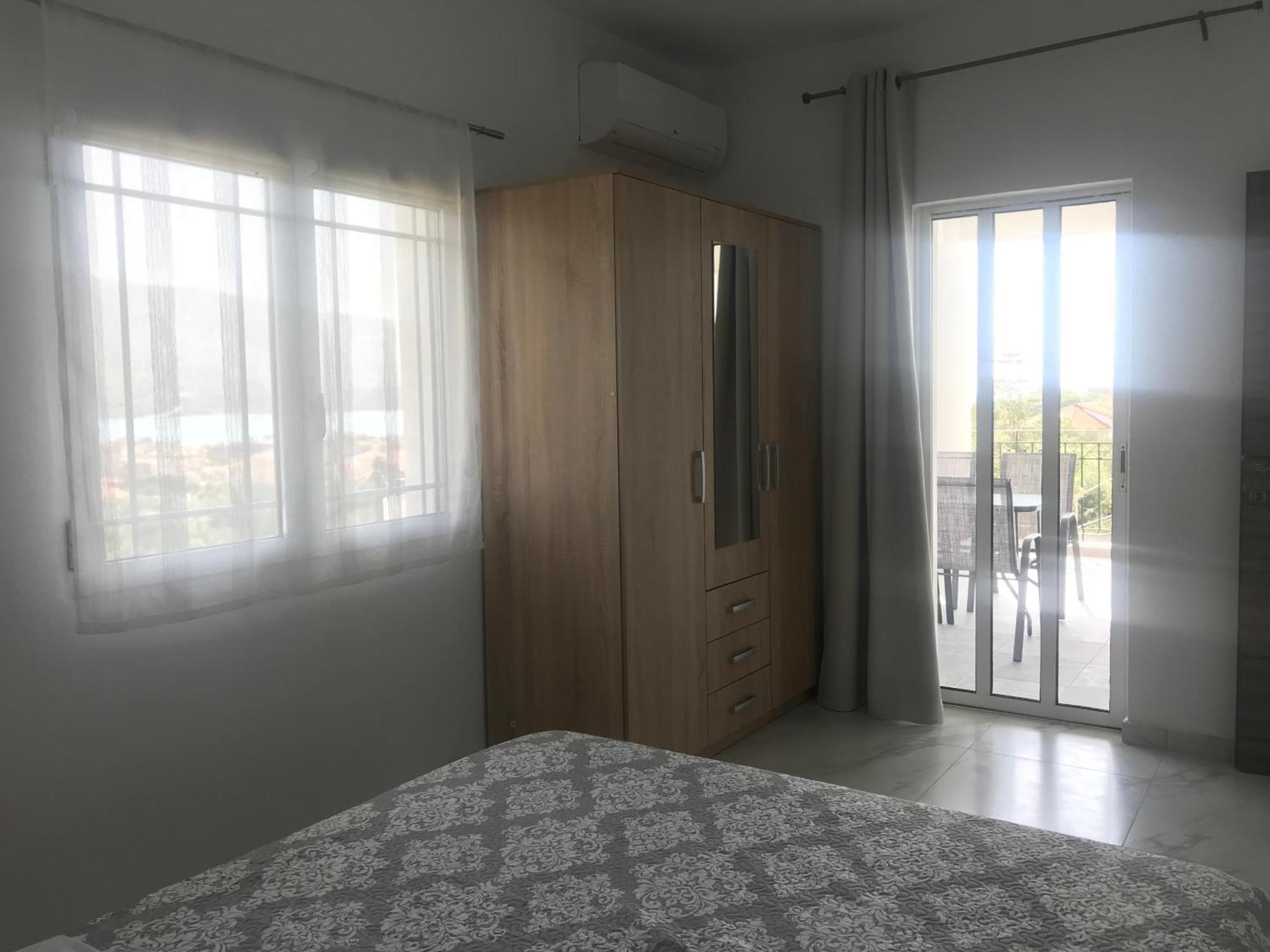 Bafas Apartments Платария Екстериор снимка